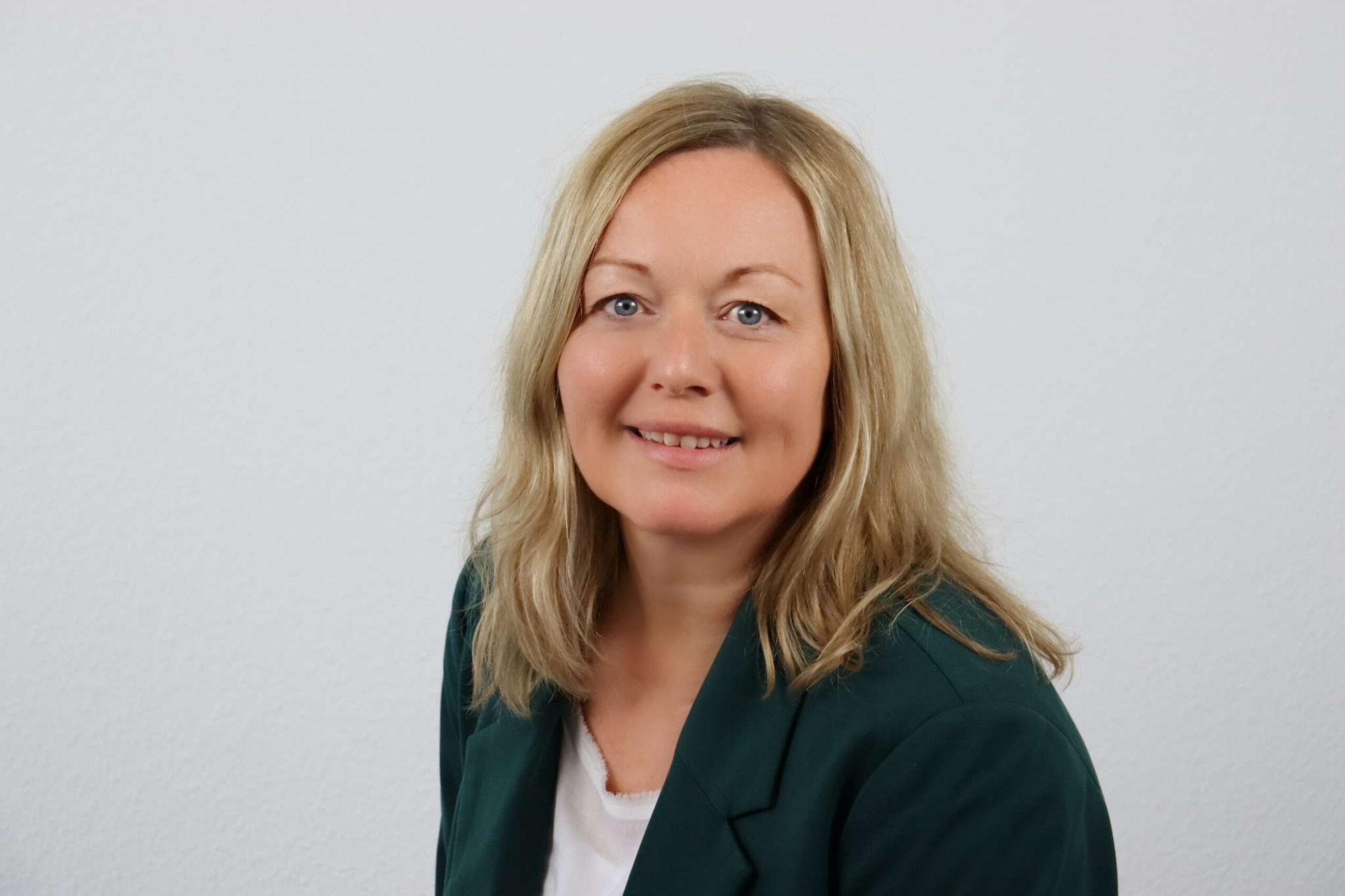 Claudia Sternberg